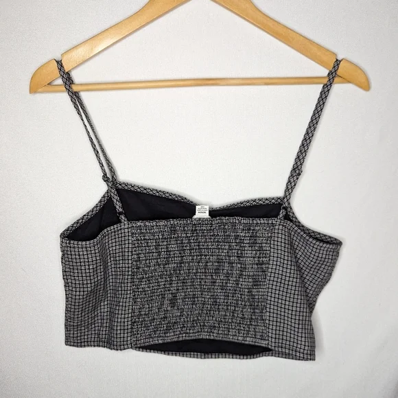 American Eagle NEW Black Plaid Square Neck Tank Crop Top Size Medium - Picture 2 of 9